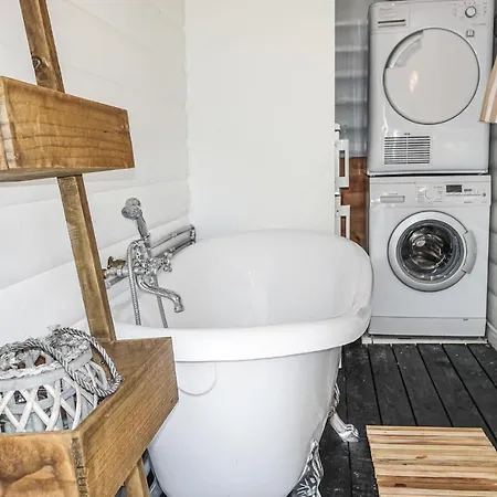 In Nex With 3 Bedrooms And Wifi Ferienhaus *