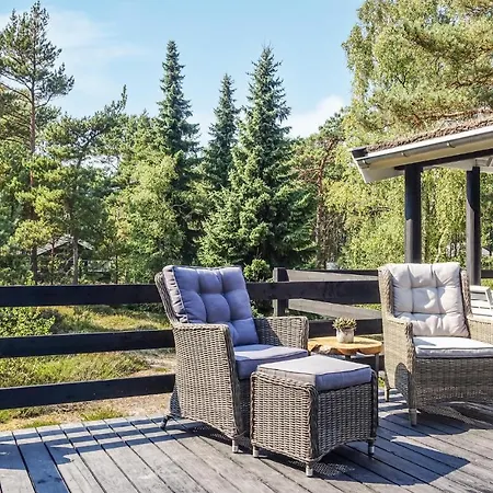 Ferienhaus In Nex With 3 Bedrooms And Wifi