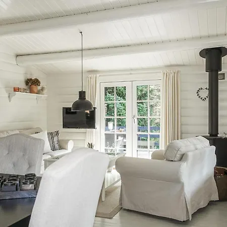 Ferienhaus In Nex With 3 Bedrooms And Wifi
